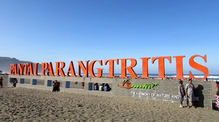 pantai parangtritis