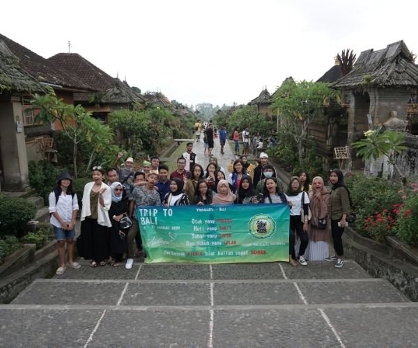 PT. Aidhen Transwisata Group - Sewa Mobil Yogyakarta Dengan Sopir