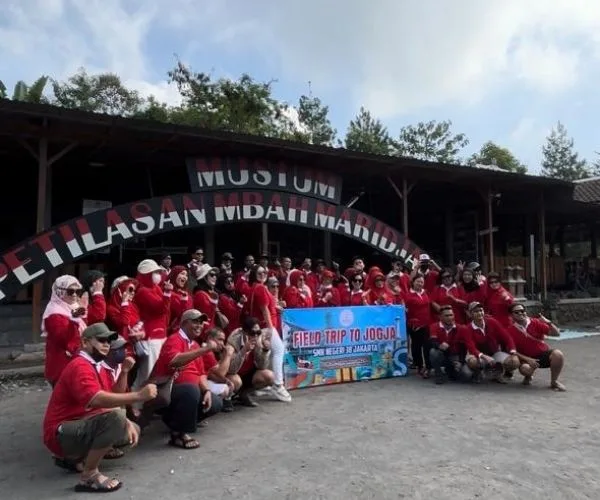 PT. Aidhen Transwisata Group - Sewa Mobil Yogyakarta Dengan Sopir